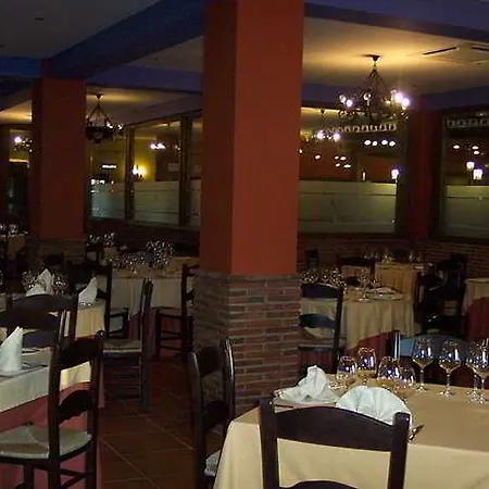Hotel Balcon De Montes Colmenar