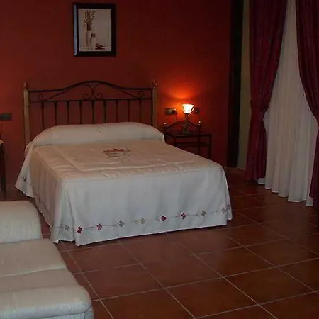 Balcon De Montes Hotel 3*