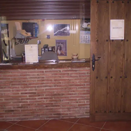 Balcón De Montes 3*